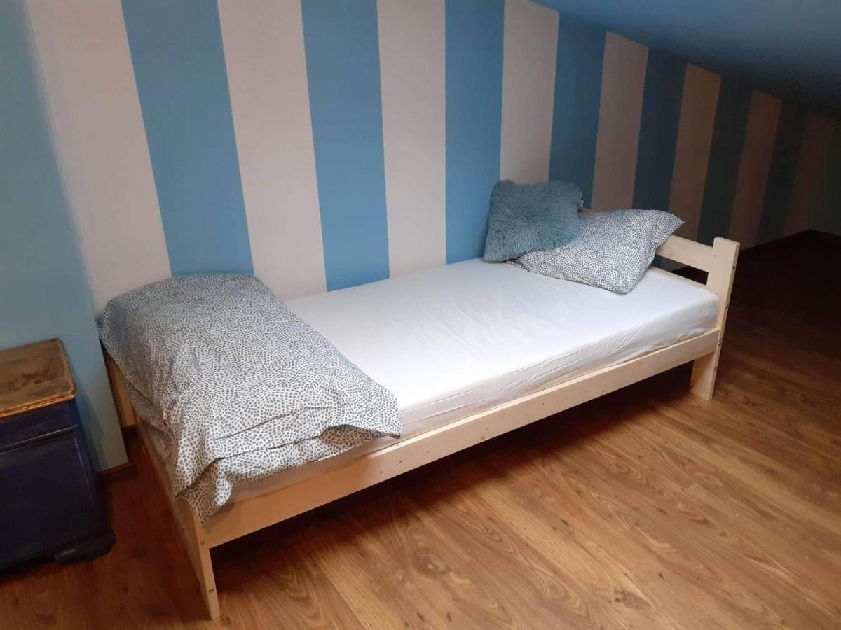 Apartament Na Rynku Chęciny Esterno foto